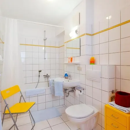 22, Strandstrasse 30 Apartman *